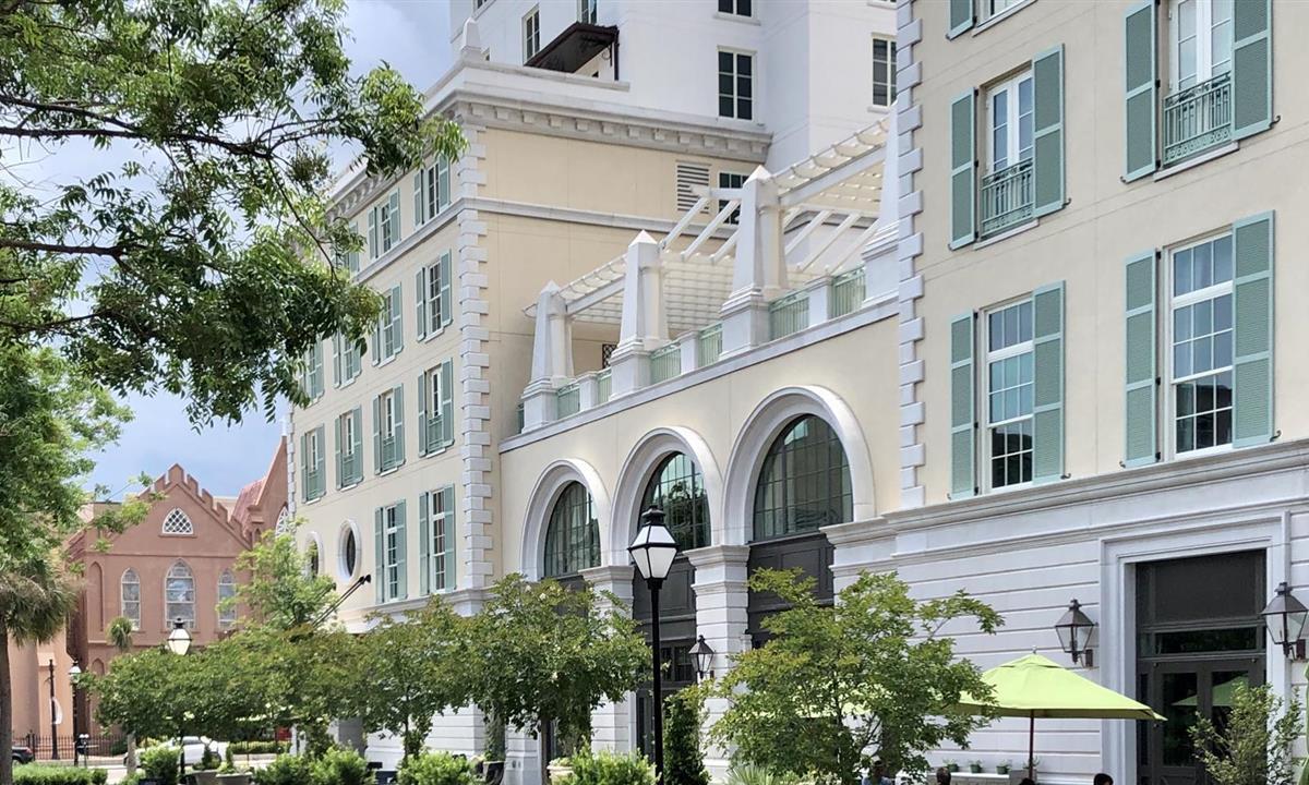 exterior of hotel bennett street view